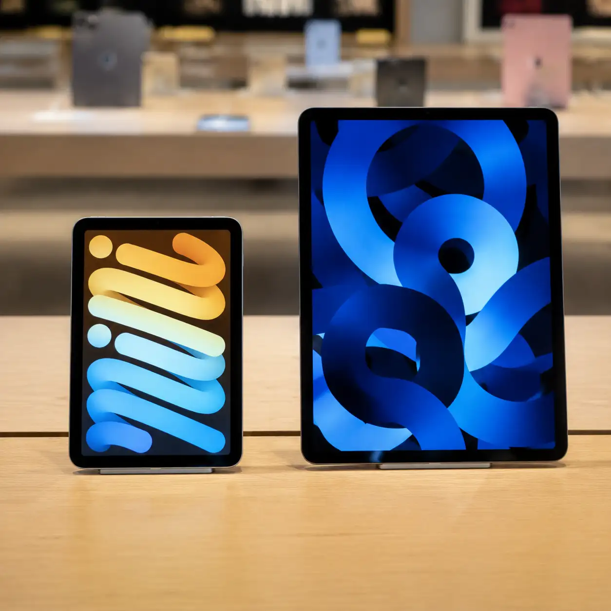 OLED iPad mini 最快 10 月登场,苹果能让小屏用户再付一次钱吗?
