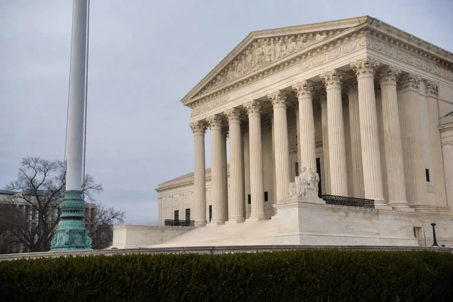 最高法院放开总统免职权,FTC 独立性被削了一刀