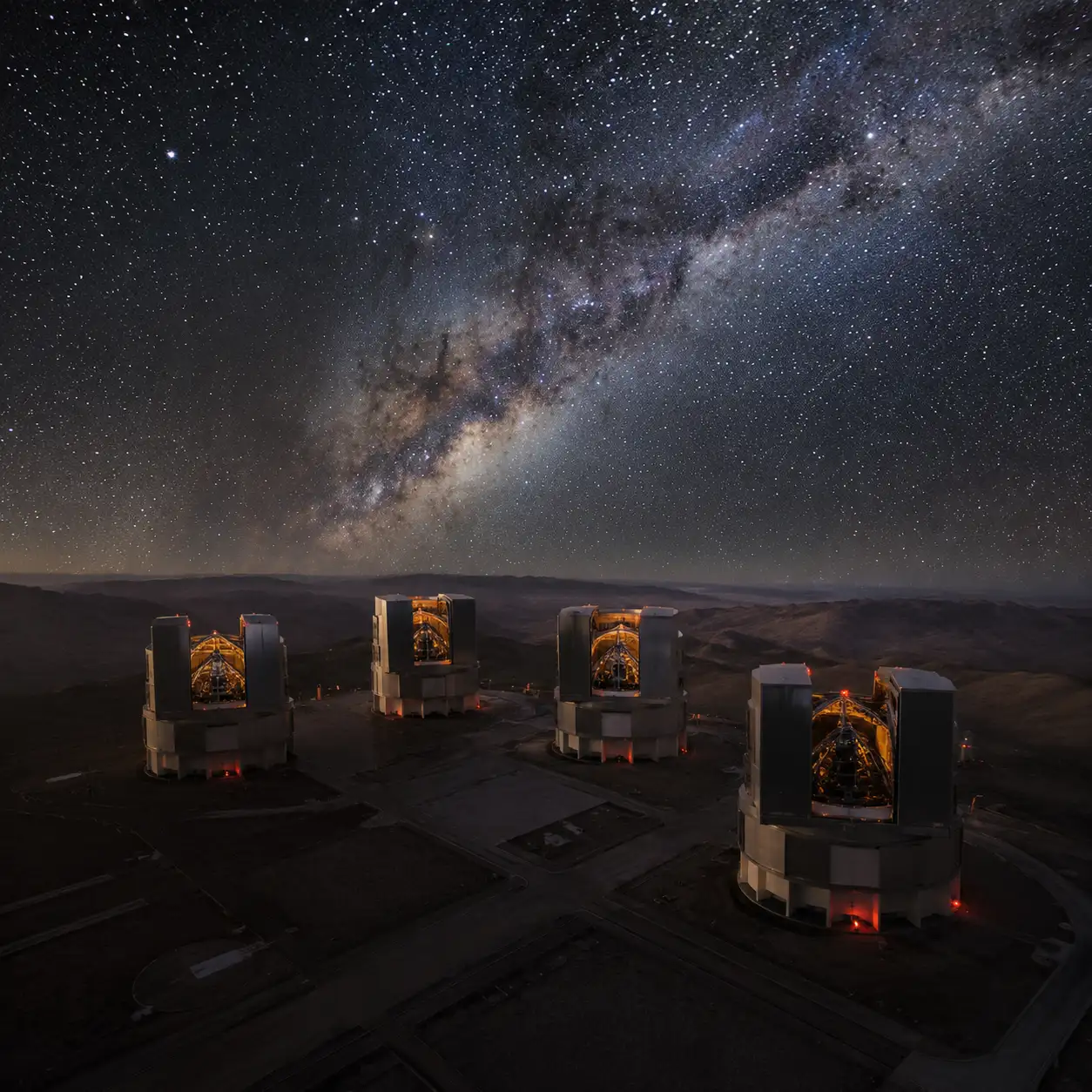 首个系外卫星候选现身:绕的是棕矮星,还没被直接拍到