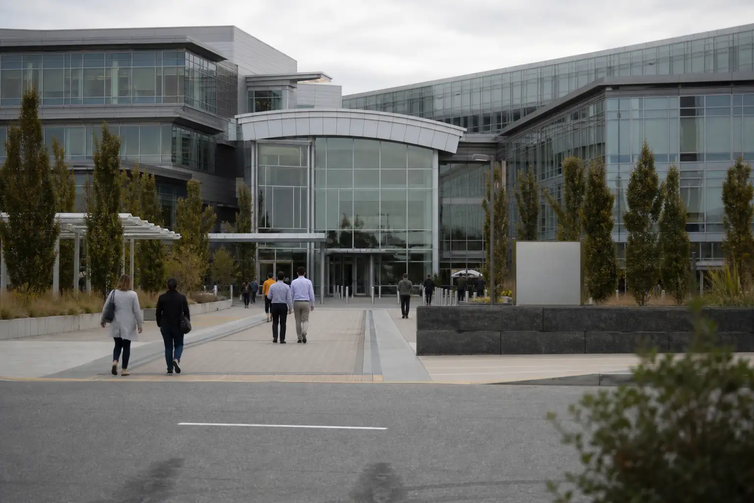 Comcast拆分NBCUniversal:内容加管道,这场15年的赌局认输了