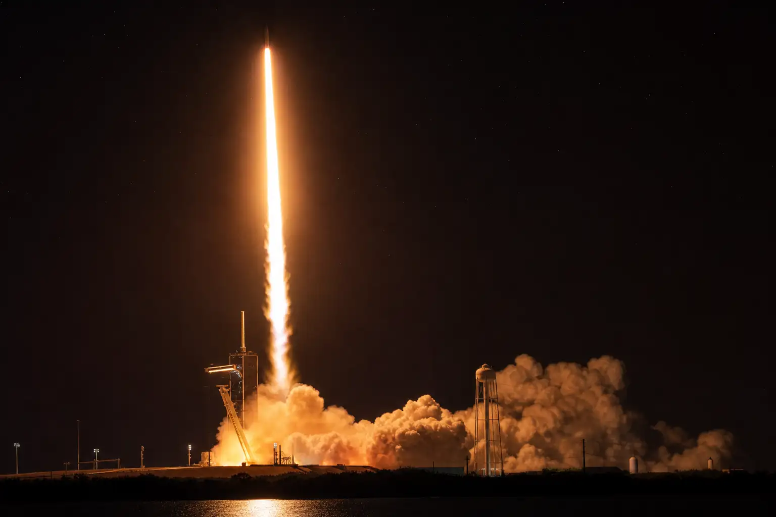 SpaceX半年发1589颗星链卫星,亚马逊Leo才400颗:差距在火箭不在卫星